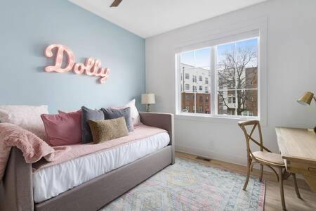 The Jolene - 10 Beds And Cozy Rooftop W Fire Pit Nashville Exterior foto