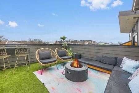 The Jolene - 10 Beds And Cozy Rooftop W Fire Pit Nashville Exterior foto